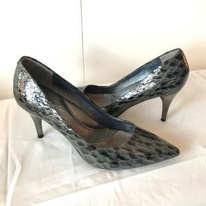 Kenneth Cole Pumps 7.5